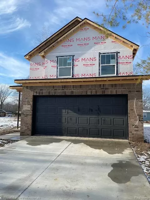 17764 Lange Ave, Brownstown, MI 48174