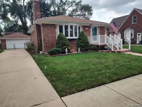 15295 Oceana Ave, Allen Park, MI 48101