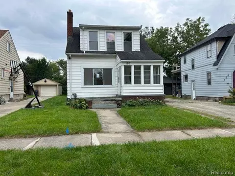160 Ogemaw Rd, Pontiac, MI 48341