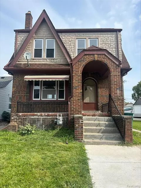 1382 Warwick Ave, Lincoln Park, MI 48146