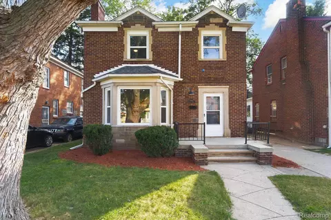 17562 Kentucky St, Detroit, MI 48221