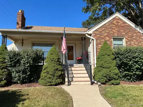 170 W Meyers Ave, Hazel Park, MI 48030