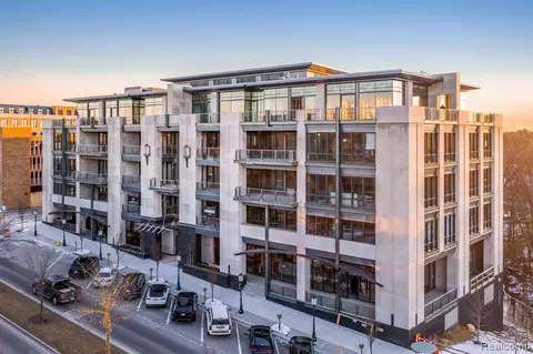 369 N Old Woodward Ave #205, Birmingham, MI 48009