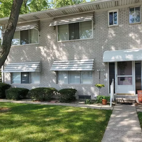 5980 Alan Dr # 1, Brighton, MI 48116