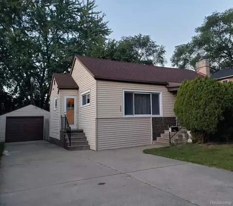 629 Mckeighan Ave, Flint, MI 48507