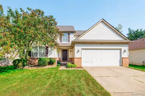 18982 Harrison Ave, Livonia, MI 48152