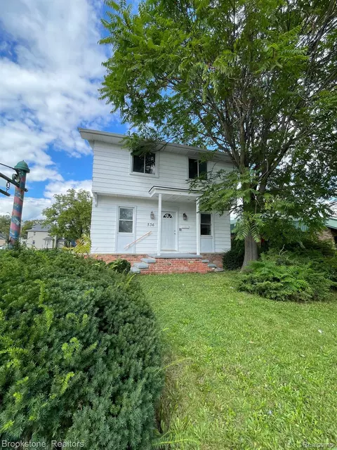 536 W Huron St, Pontiac, MI 48341