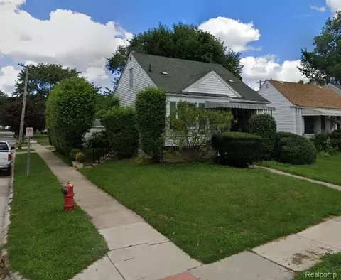 301 E 12 Mile Rd, Royal Oak, MI 48073