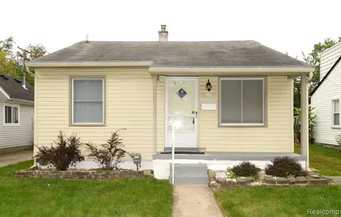 3675 Gardner Ave, Berkley, MI 48072