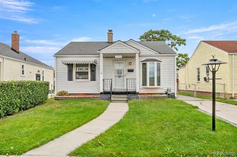 12764 Jobin St, Southgate, MI 48195