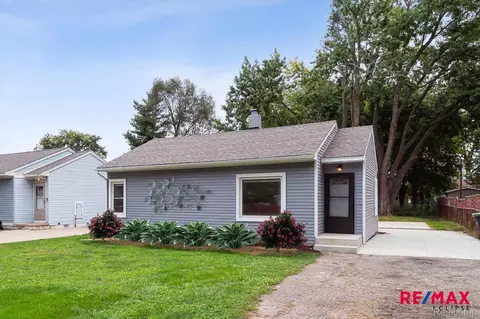 14657 Syracuse St, Taylor, MI 48180