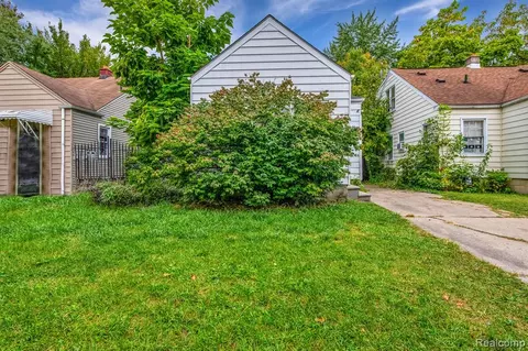 6395 Westwood St, Detroit, MI 48228