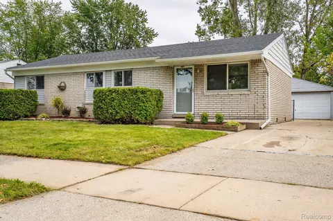 15103 Siebert St, Taylor, MI 48180