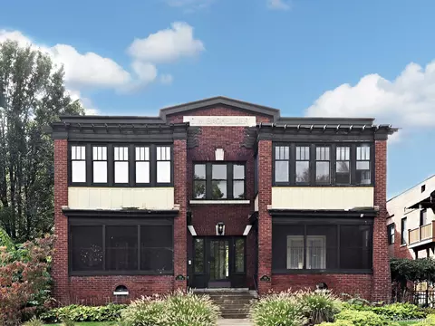 56 Lyon St NE #1, Grand Rapids, MI 49503
