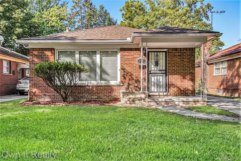 12883 W Parkway St, Detroit, MI 48223