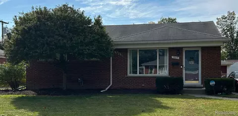 29019 Minton St, Livonia, MI 48150