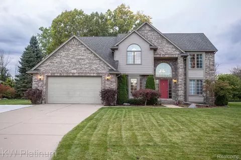1117 S River Pointe Ln, St. Clair, MI 48079