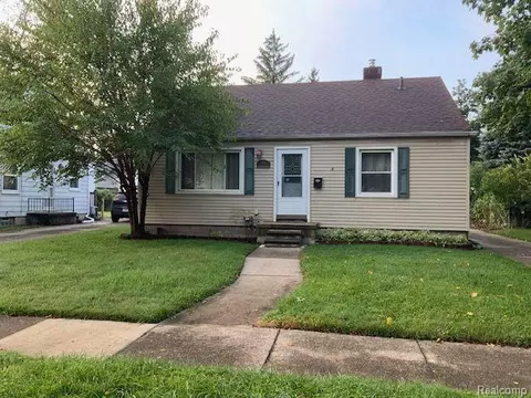 2338 Mahan St, Ferndale, MI 48220