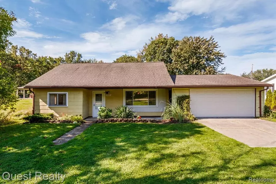 21655 Power Rd, Farmington Hills, MI 48336 21 Photos Movoto