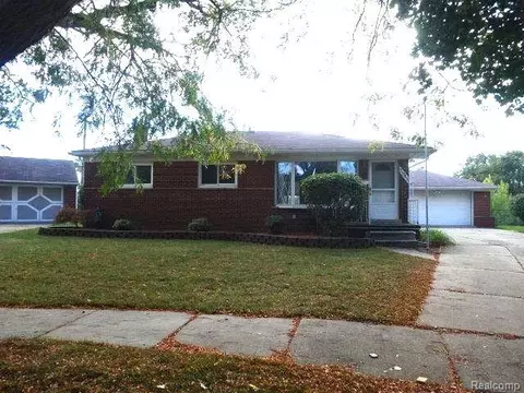 2941 Bates, Trenton, MI 48183