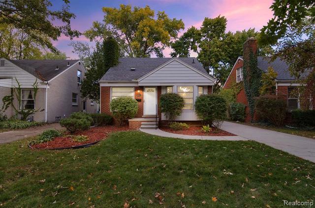 Harper Woods, MI Real Estate - Harper Woods Homes for Sale | Movoto