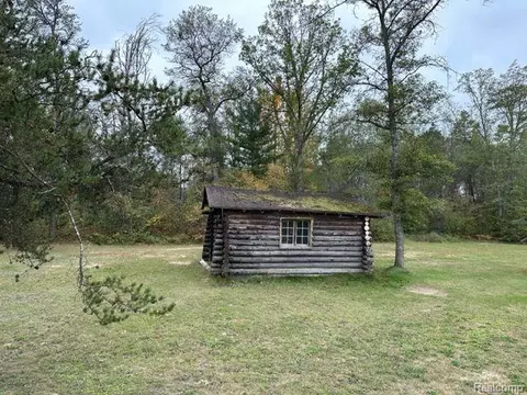 2 5 Acres S Grayling, Beaver Creek, MI 49738