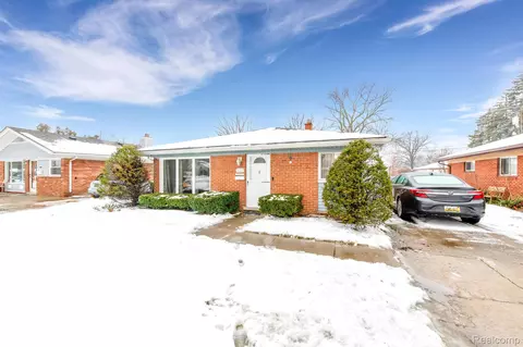 4640 Lincoln Blvd, Dearborn Heights, MI 48125