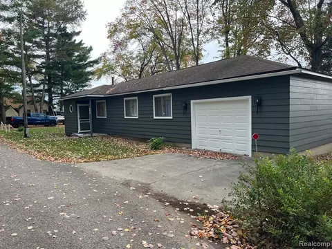 683 W Park Dr, Lake, MI 48632