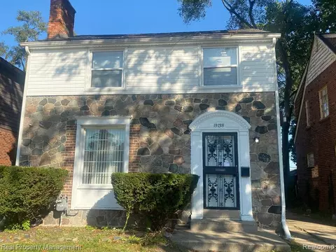 19138 San Juan Dr, Detroit, MI 48221