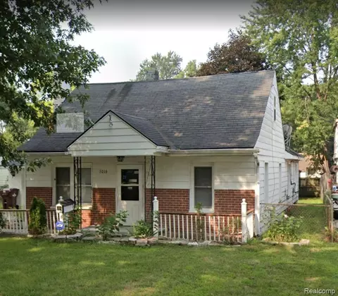 5016 Moore St, Wayne, MI 48184 photo 1