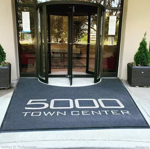 5000 Town Center 607, Southfield, MI 48075