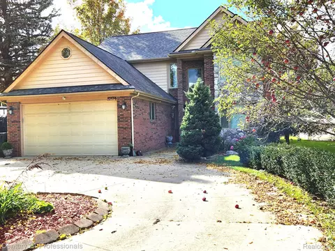 3204 Avalon Rd, Rochester Hills, MI 48309
