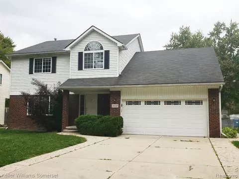 24245 Murray St, Clinton Township, MI 48035