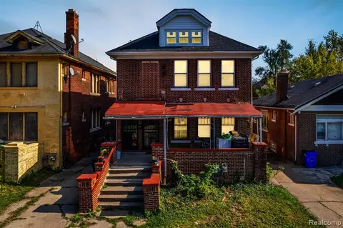 5061 Hillsboro St, Detroit, MI 48204