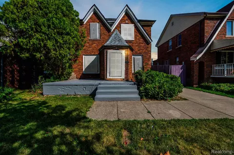 15328 Sussex St, Detroit, MI 48227