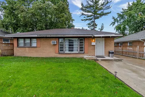 3106 Cherokee Ave, Flint, MI 48507