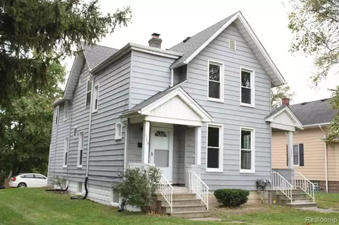 326 N Gratiot Ave, Clinton, MI 48036