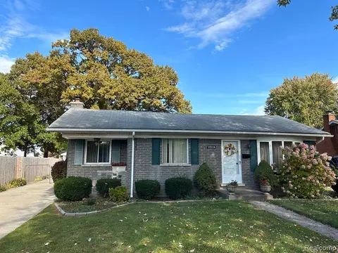 12119 Marla Dr, Warren, MI 48093