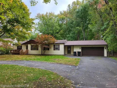 8188 N Grace St, Westland, MI 48185