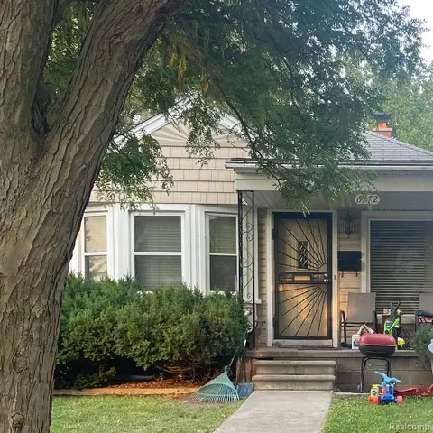 6772 Rutland St, Detroit, MI 48228