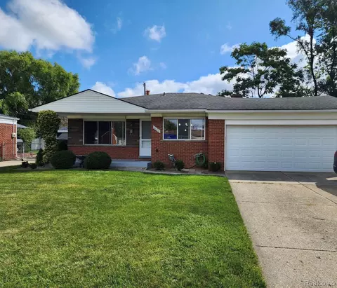 26218 Grobbel Ave, Warren, MI 48091