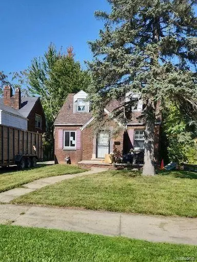 14295 Wilshire Dr, Detroit, MI 48213