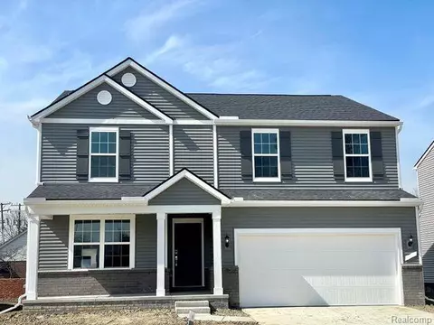 24662 Jade Dr, Farmington, MI 48336