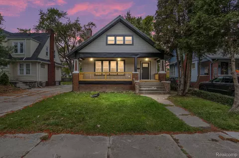 214 Moss St, Highland Park, MI 48203