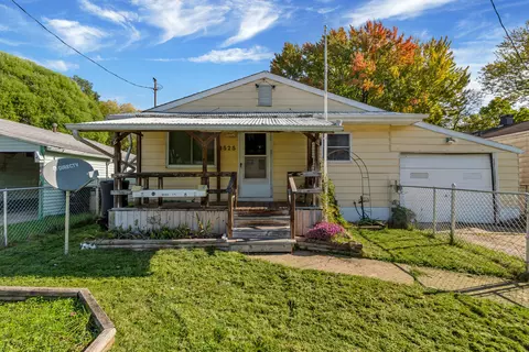 3525 Chambers St, Flint, MI 48507