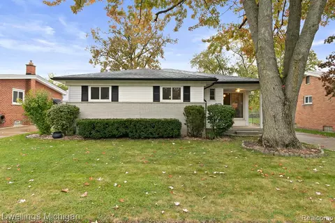 7472 N Charlesworth St, Dearborn Heights, MI 48127