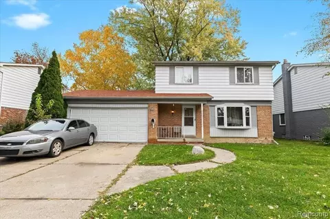 29740 Marshall St, Southfield, MI 48076