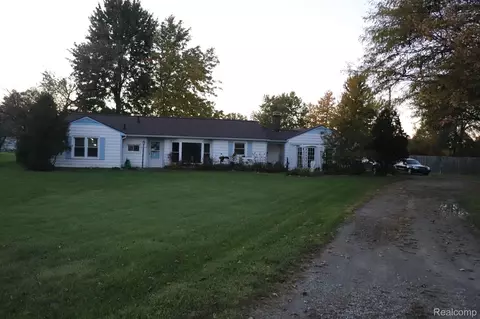 12021 Telegraph Rd, Ash, MI 48117