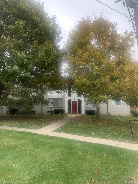 26740 Joy Rd 10 D Rd #10, Redford, MI 48239
