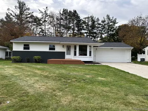 3644 Havens Ln, Auburn Hills, MI 48326